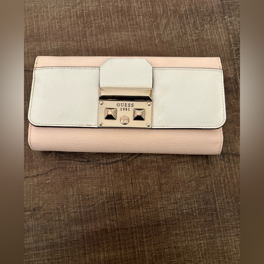 GUESS Blush and Cream Wallet